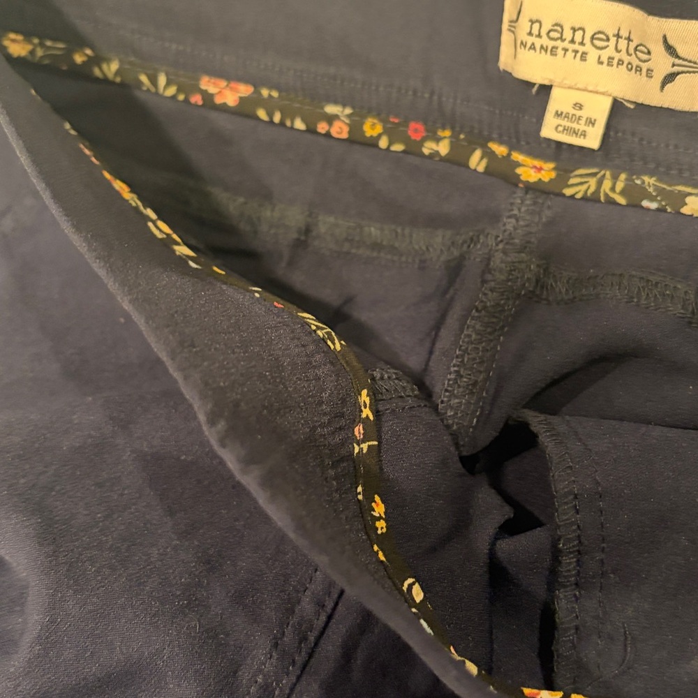 Nanette Lepore Navy Blue Pants, Size Small - Picture 4 of 12